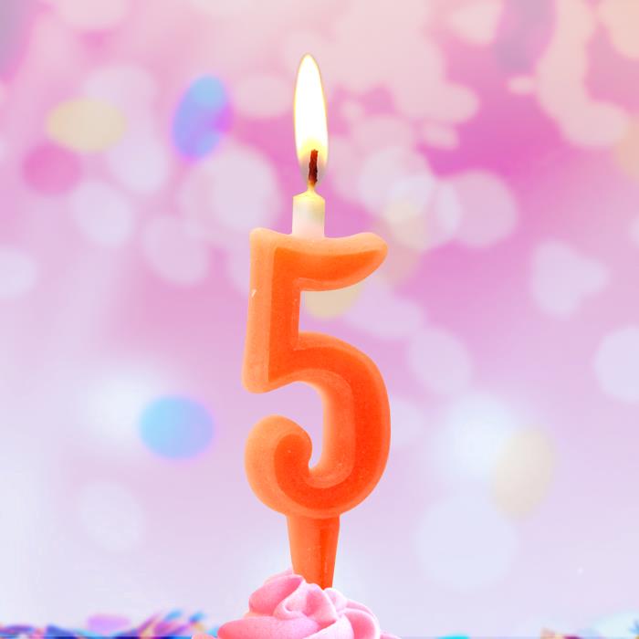 свеча тортовая цифра 5