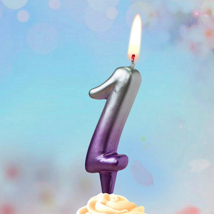 свечи тортовые цифры "серебро-сирень" 1