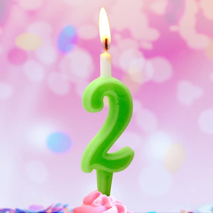 свеча тортовая цифра 2