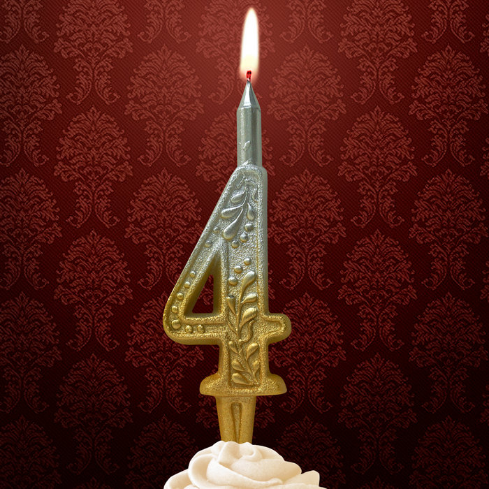 свеча тортовая 4 узорная "серебро-золото"