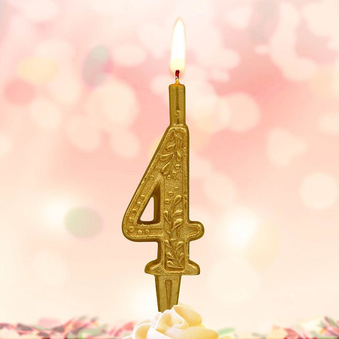 свеча тортовая  цифра "золотой узор" 4