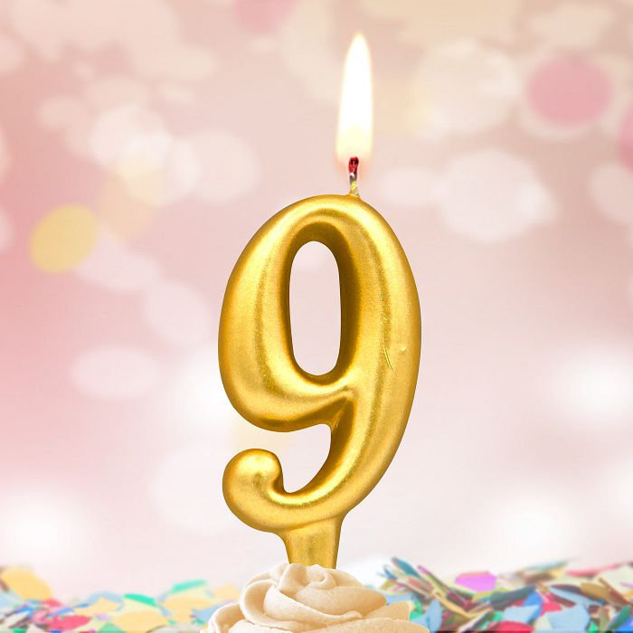 свеча тортовые цифры "золотые" 9