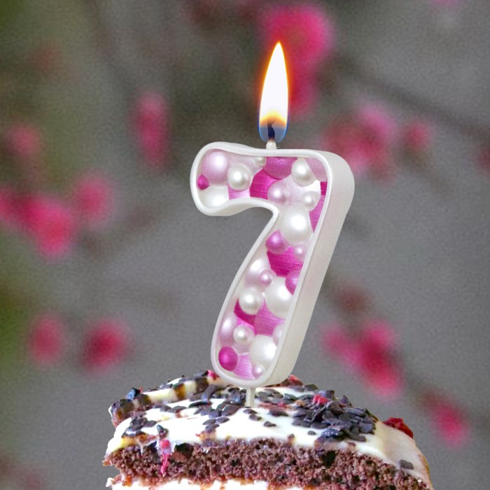 свеча тортовая "пузырьки" мал 7 розовая