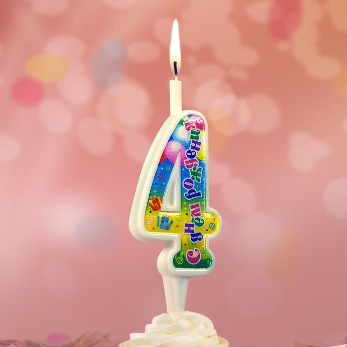 свеча цифра 4 "с днем рождения"