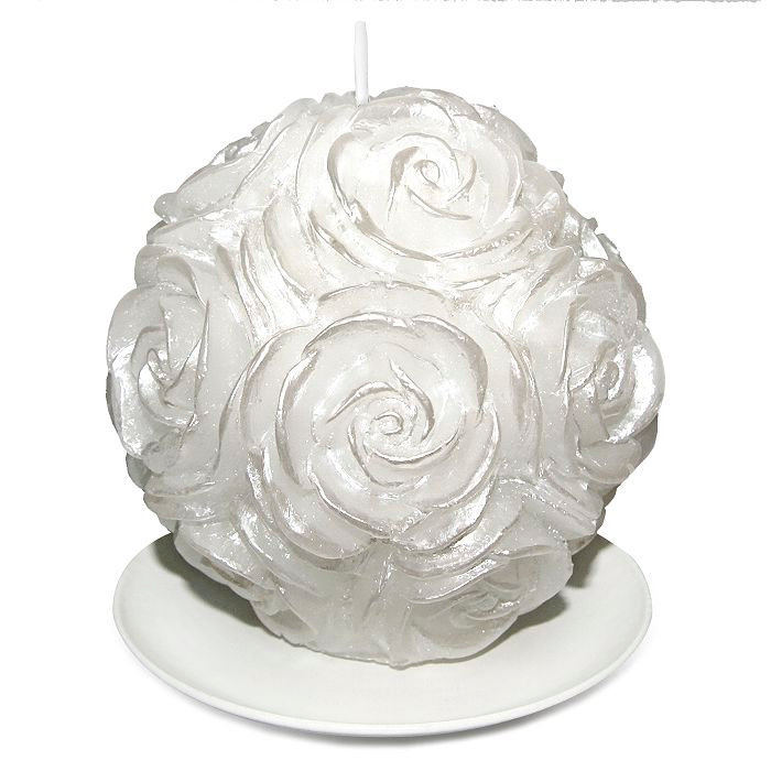 свеча шар в розах белый