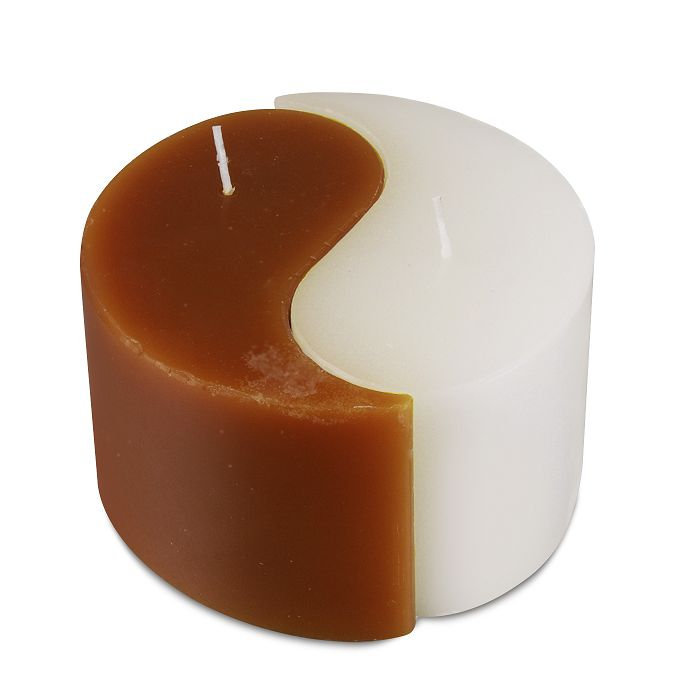 свеча двудольная призма Инь-Янь d125h75 слоновая кость/коричн