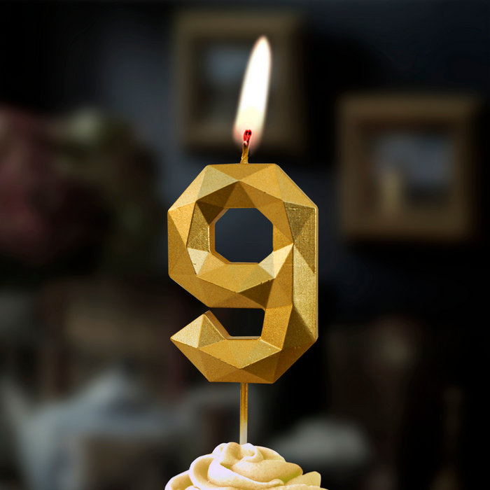 свеча тортовая на шпажке 9 "Многогранник" золото