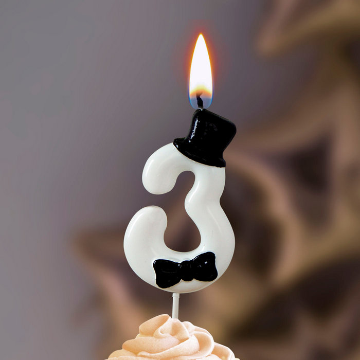 свеча тортовая на шпажке  "Джентельмен" 3